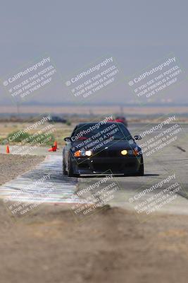 media/Sep-20-2025-Extreme Speed (Sat) [[1fcc23683c]]/Orange (Mid Intermediate)/Session 2 (Sunrise)/